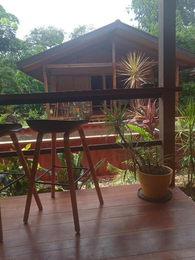 At Home 公主港 外观 照片