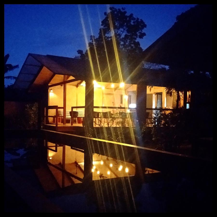 At Home 公主港 外观 照片